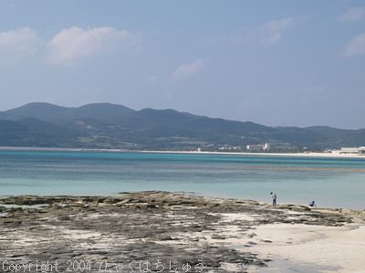 沖縄県久米島町(仲里村)奥武島の畳石
